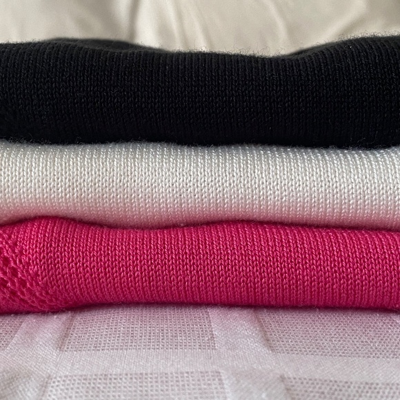 Banana Republic Lightweight V-Neck Sweater Fuchsia Pink - Picture 11 of 11